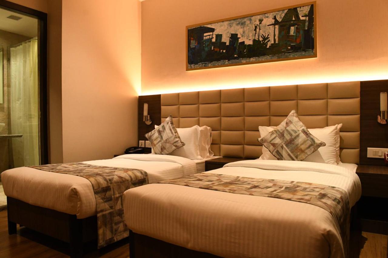 Lynq Aero Hotel Kalkutta Kültér fotó
